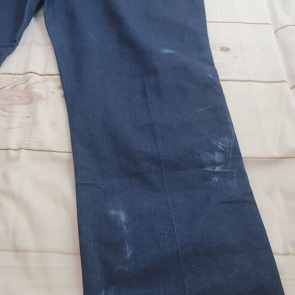 NEW Wrangler Classic Denim Jeans with Factory Irregular Coloring size 44 Waist - Picture 4 of 9